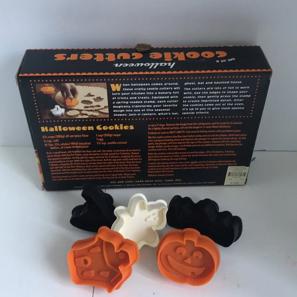 William Sonoma Kids Halloween Cookie Cutters Press-And-Stamp Set Of 5
